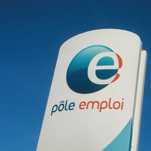 FORTE BAISSE DU CHOMAGE EN FRANCE